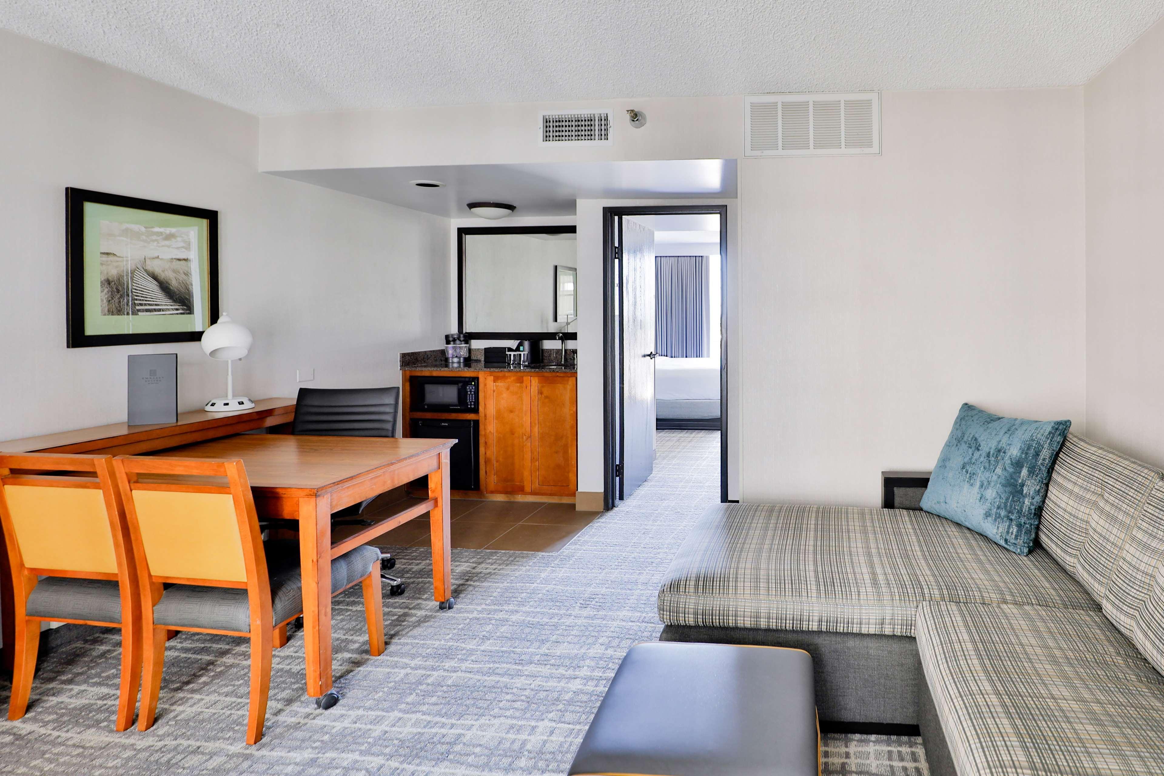 Embassy Suites By Hilton Austin Central Zewnętrze zdjęcie