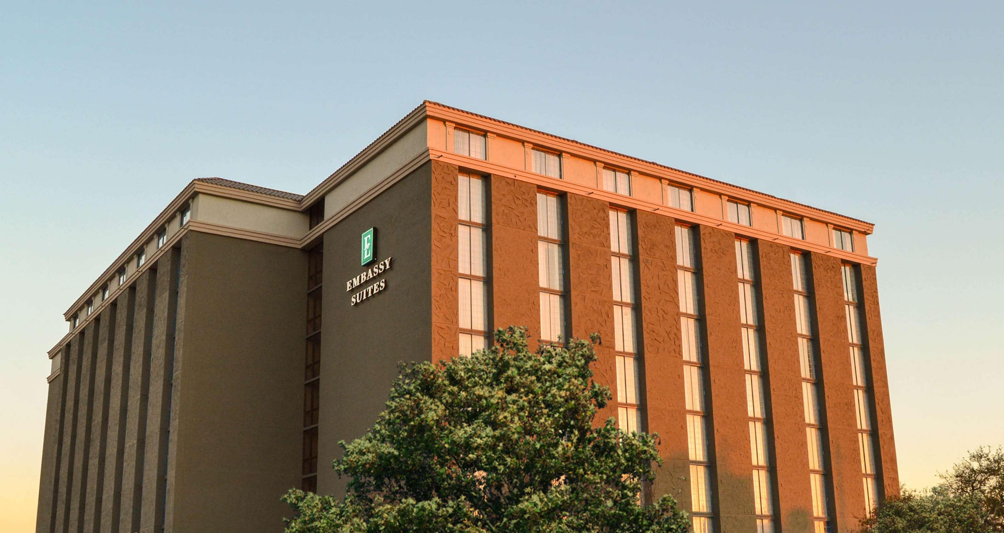 Embassy Suites By Hilton Austin Central Zewnętrze zdjęcie
