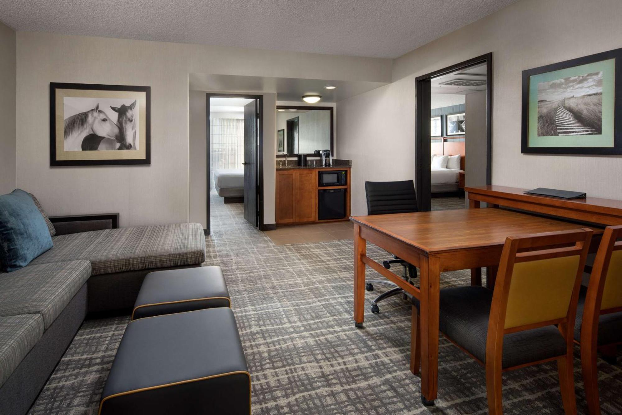 Embassy Suites By Hilton Austin Central Zewnętrze zdjęcie