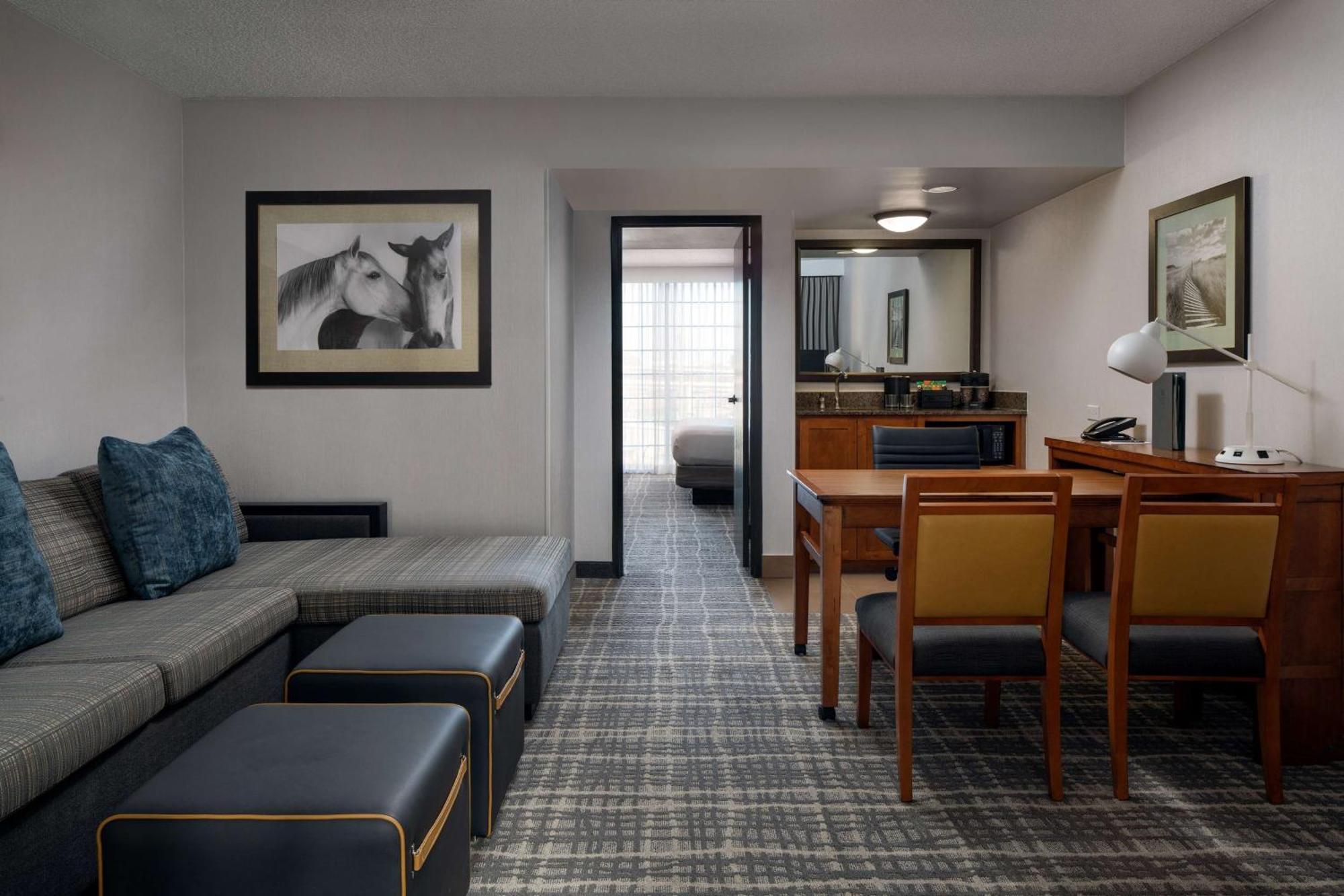 Embassy Suites By Hilton Austin Central Zewnętrze zdjęcie