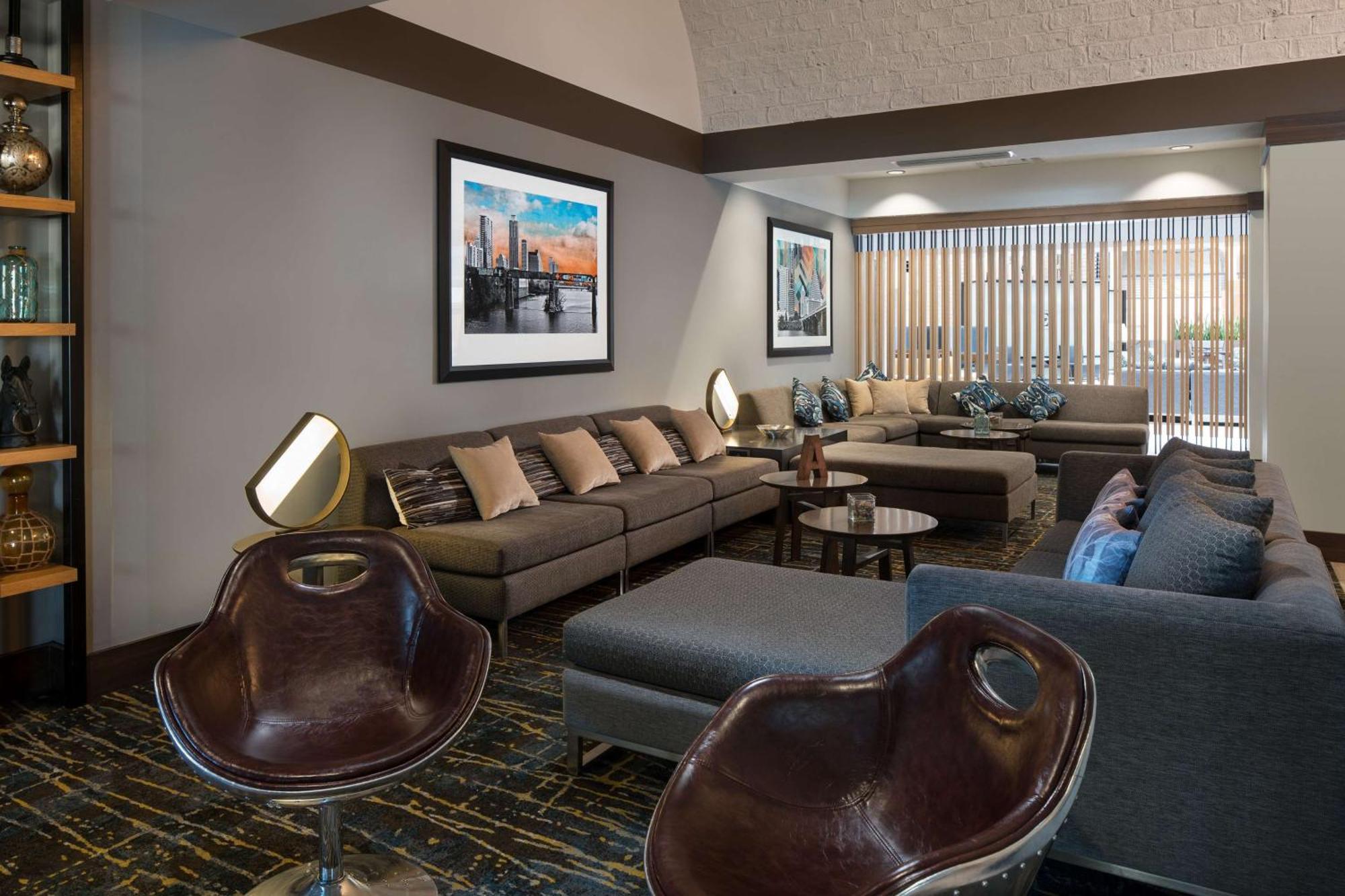 Embassy Suites By Hilton Austin Central Zewnętrze zdjęcie