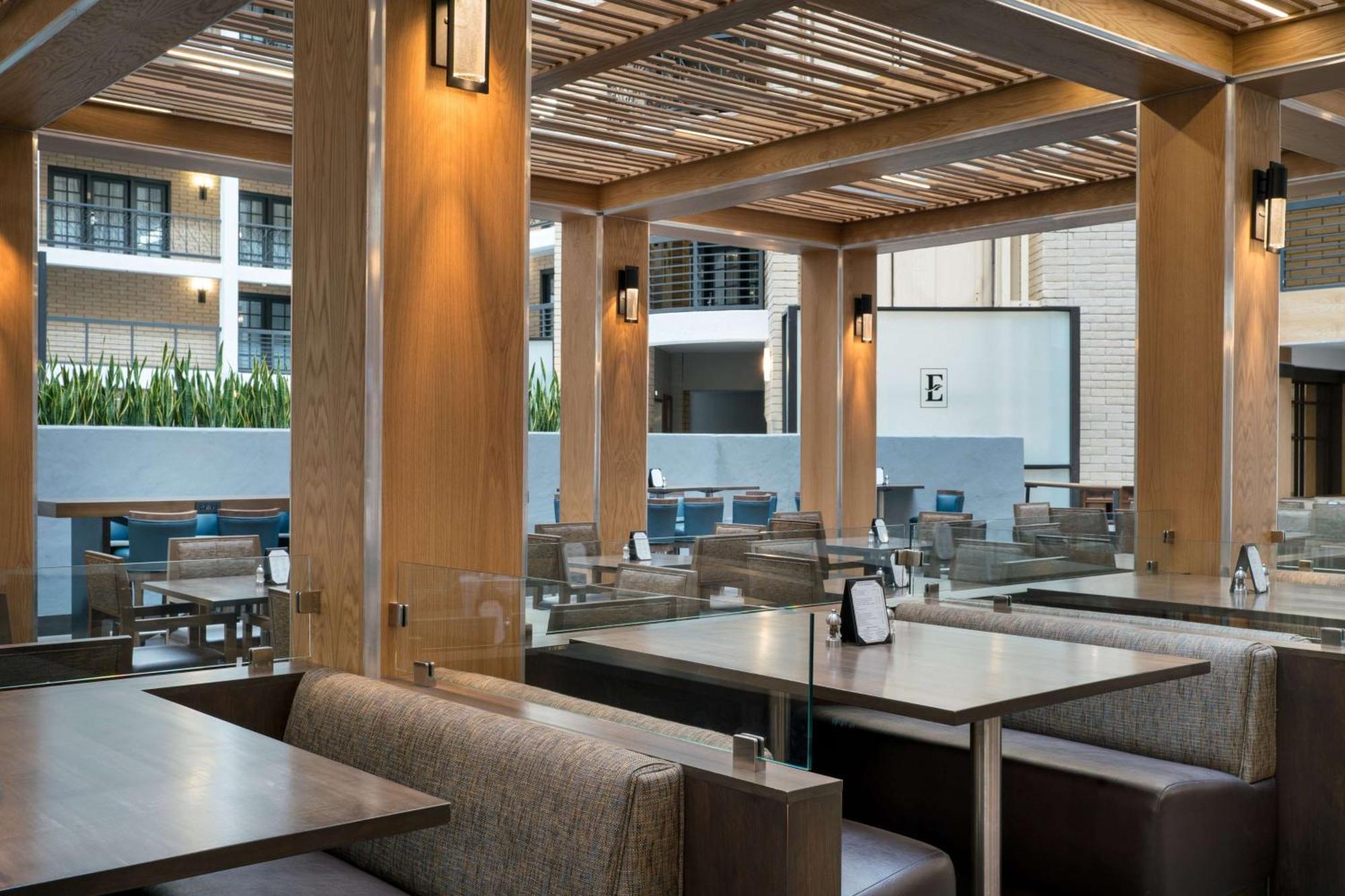 Embassy Suites By Hilton Austin Central Zewnętrze zdjęcie